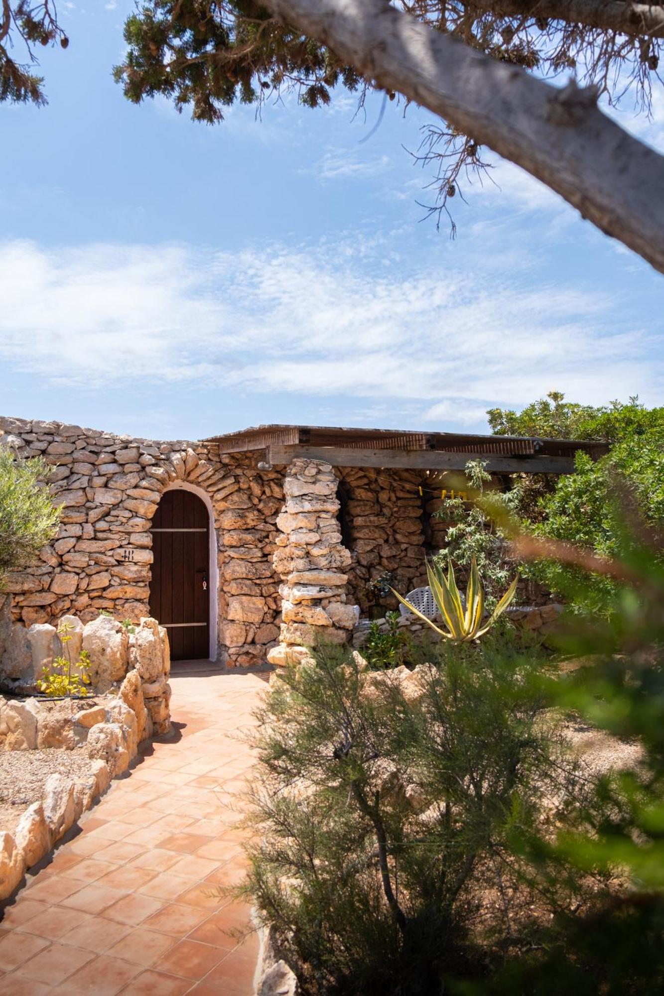 I Dammusi Di Borgo Cala Creta Hotel LMP Kültér fotó