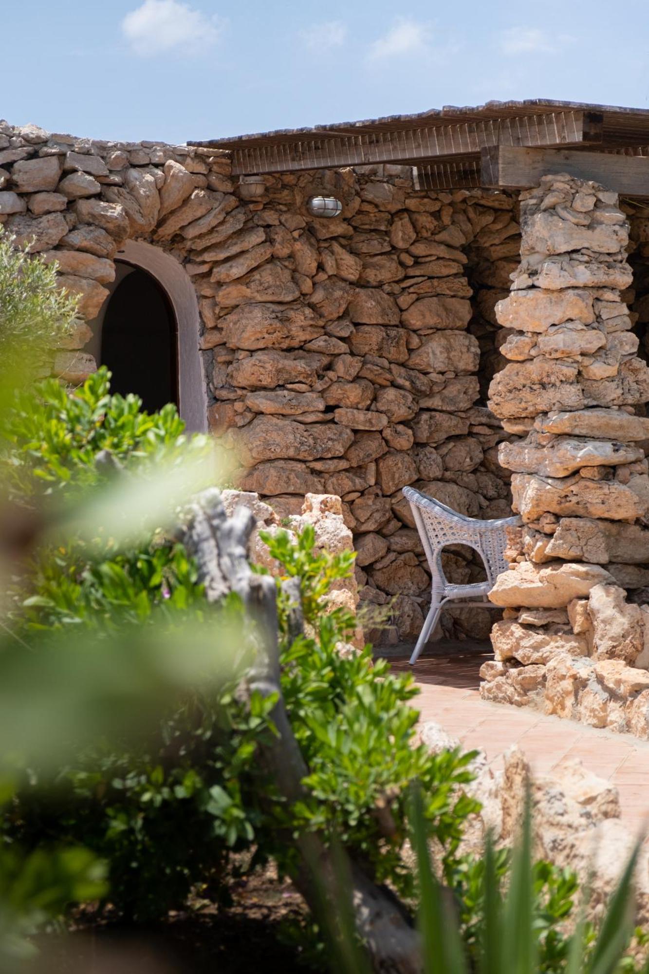 I Dammusi Di Borgo Cala Creta Hotel LMP Kültér fotó