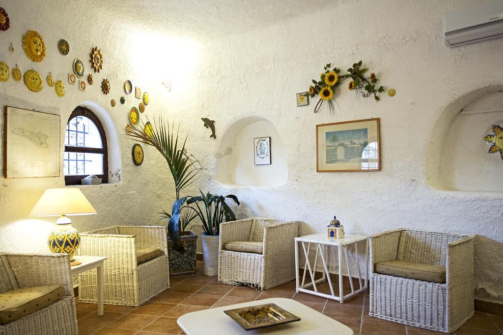 I Dammusi Di Borgo Cala Creta Hotel LMP Kültér fotó