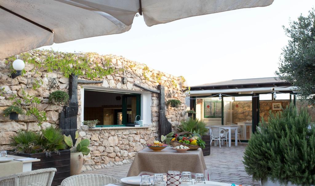 I Dammusi Di Borgo Cala Creta Hotel LMP Kültér fotó