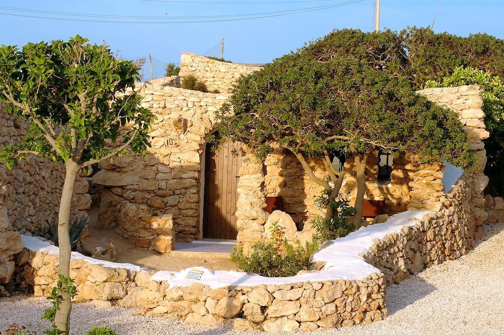 I Dammusi Di Borgo Cala Creta Hotel LMP Kültér fotó